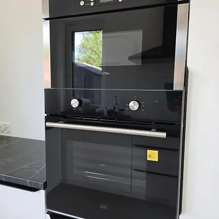 Appartement Pod Lasem Szczecin-pilchowo Ev Stacja Ladowania