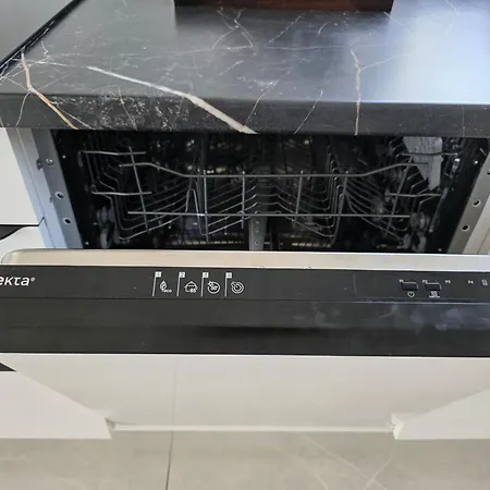 Pod Lasem Szczecin-pilchowo Ev Stacja Ladowania Appartement Pilchowo